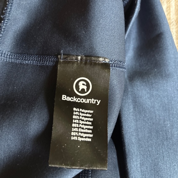 Backcountry navy thick leggings / base layer with phone pocket - Picture 6 of 6